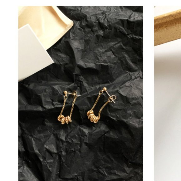 💙💕💕Last one Minimalist Circles Earrings - Picture 2 of 11